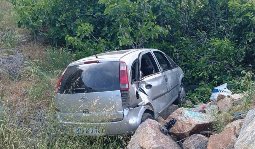 Uşak ve İzmir yolundaki Yenişehir rampasında kaza