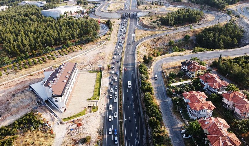 İzmir, Uşak ve Ankara arasında seyahat edenler hız sınırını aşmayın, dikkatli olun!