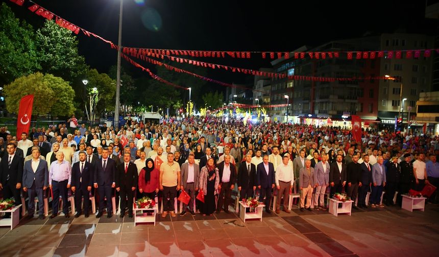 Uşak, Aydın, Manisa ve Denizli'de meydanlar doldu