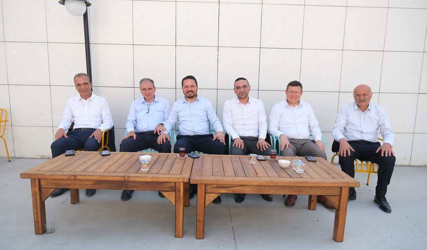 Uşak'ta son yerel seçimi Mehmet Çakın ve Sezer Ateş'le kaybeden Cumhur İttifakı buluştu