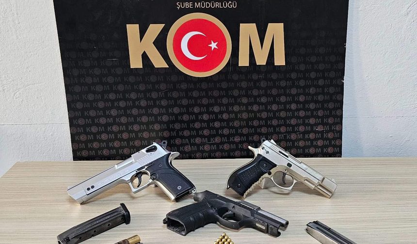 Uşak'ta kaçakçılık operasyonunda 2 kişi gözaltına alındı