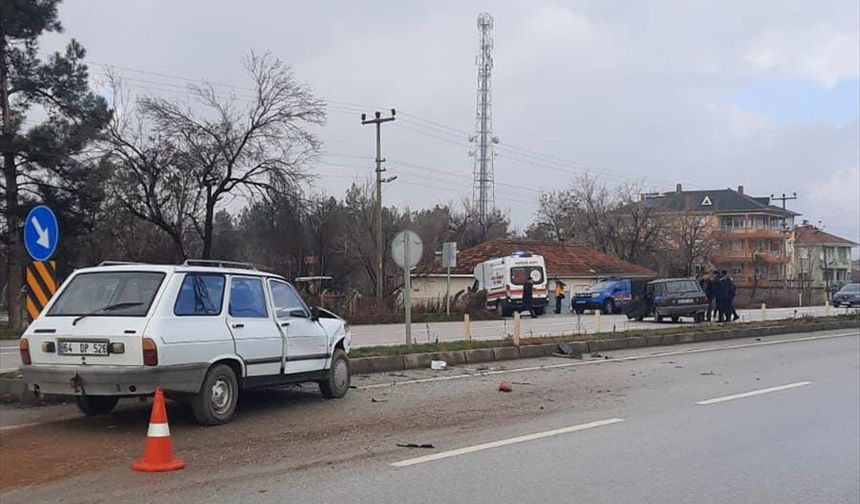 Uşak ve Denizli yolundaki sıkıntılı nokta Çivril Çıtak'ta yaralanan sürücü kurtarılamadı