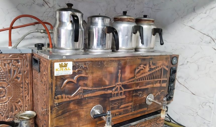 Uşak'ta emeklinin vakit geçirdiği çay ocakları bu yıl zam yapmadı!