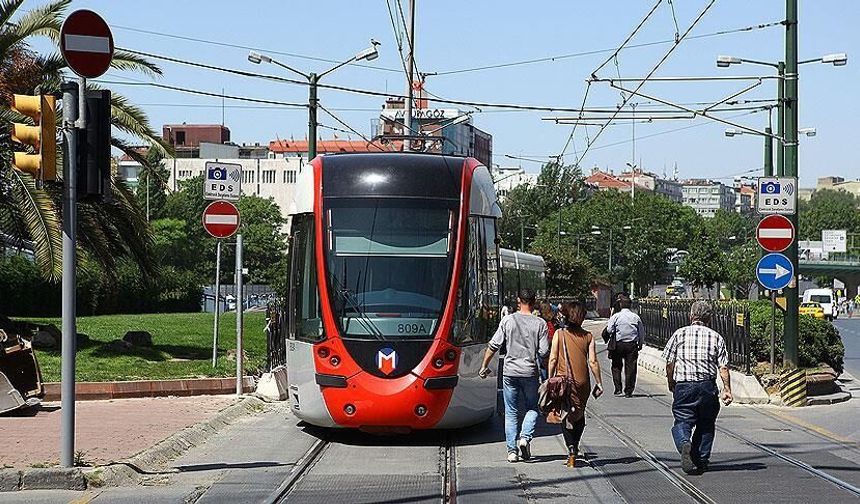 Uşak'ta tramvay tartışması sürüyor! Ciddiye almadığını açıkladı!