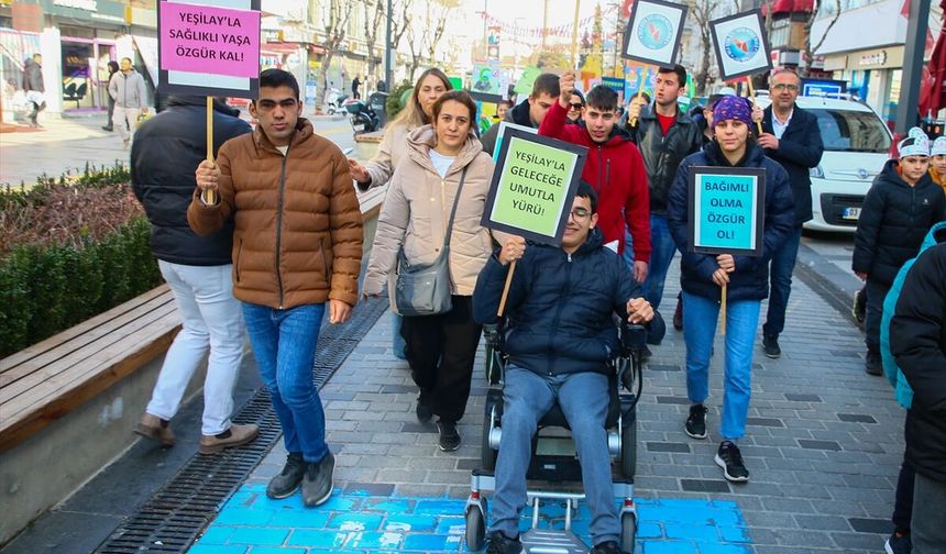 Uşak'ta bağımlılığa karşı yürüyüş!