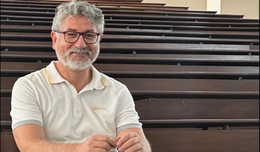 Uşak'ta açık liseden mezun olup hukuk fakültesini bitirdi ve Belediye Başkan Yardımcısı oldu!