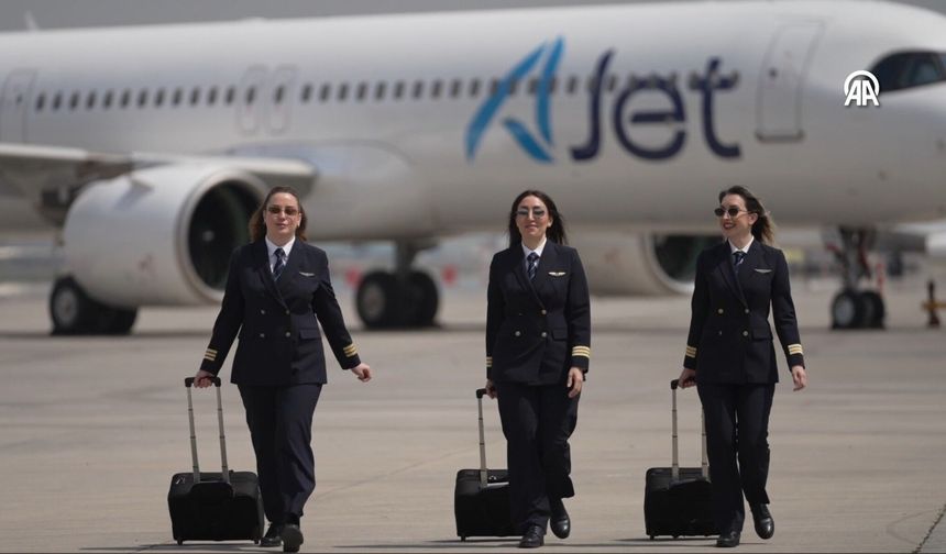 Ajet'in fedakar kadın pilotları, gökyüzünde en çok evlatlarını özlüyorlar!