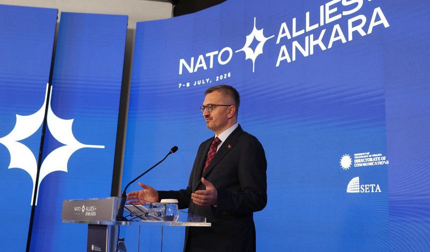 Diplomatik erişimi sayesinde Türkiye'nin Batı ile Batı arasında temel bir aktör olduğunu vurguladı