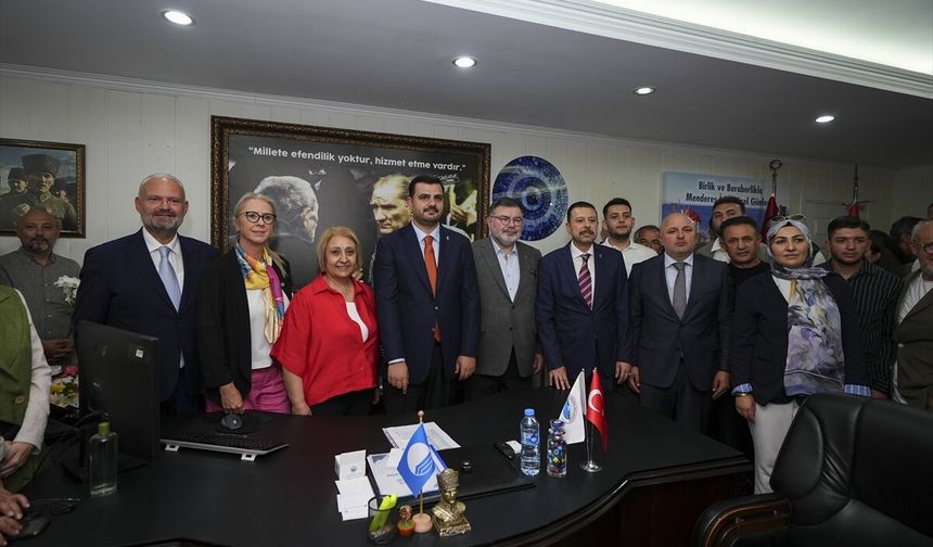 AK Parti Genel Sekreteri İnan, "Menderes Belediye Başkan Vekili Seçimi"ni değerlendirdi