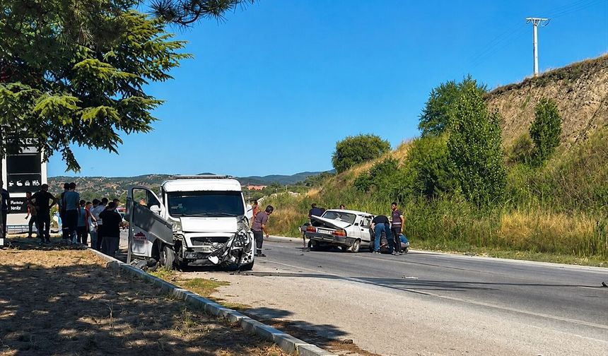 Simav Gediz yolu üzerinde kaza! 1 kişi hayatını kaybetti!