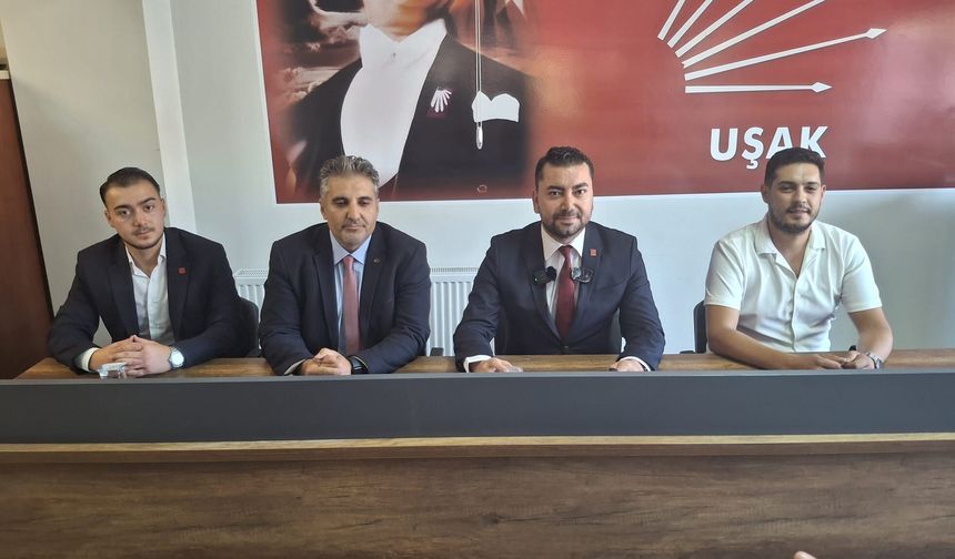 CHP Uşak İl Başkanı Can Ocakoğlu'ndan parti değiştirenlere tepki