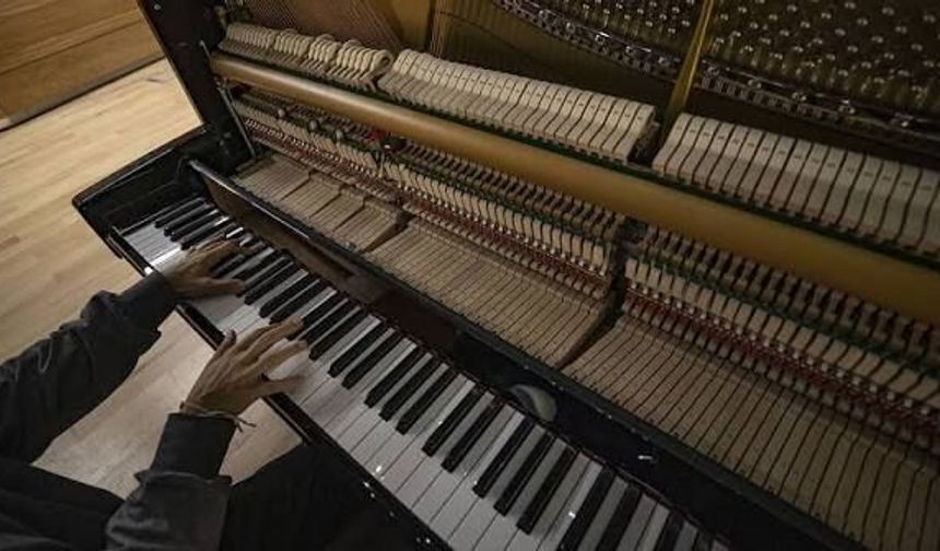 Uşak Belediyesi'nin gitar, ud, piyasa ve diğer müzik kursları ücretli ve ücretsiz olarak planlandı