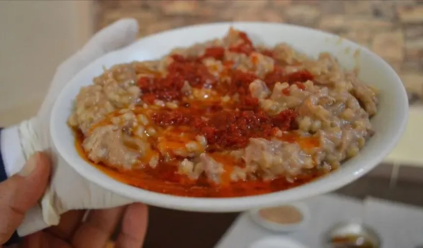 Keşkek, Emirdağ ve Afyon kebabını Afyonkarahisar'daki Gastronomi Sokağı'nda yiyebileceksiniz