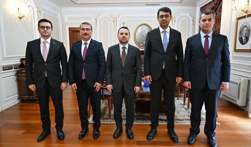 Uşak heyeti, Bakan Gürlek ve Emniyet Genel Müdürünü ziyaret etti