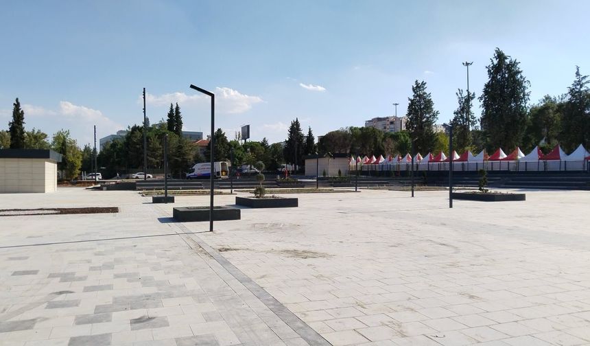 10 yıl önce yıkılan Uşak Lisesi için yürüyecekler!