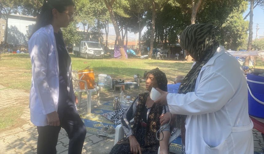 Alaşehir'deki üzüm bağları çalışanlarının sağlık sorunları için çalışma