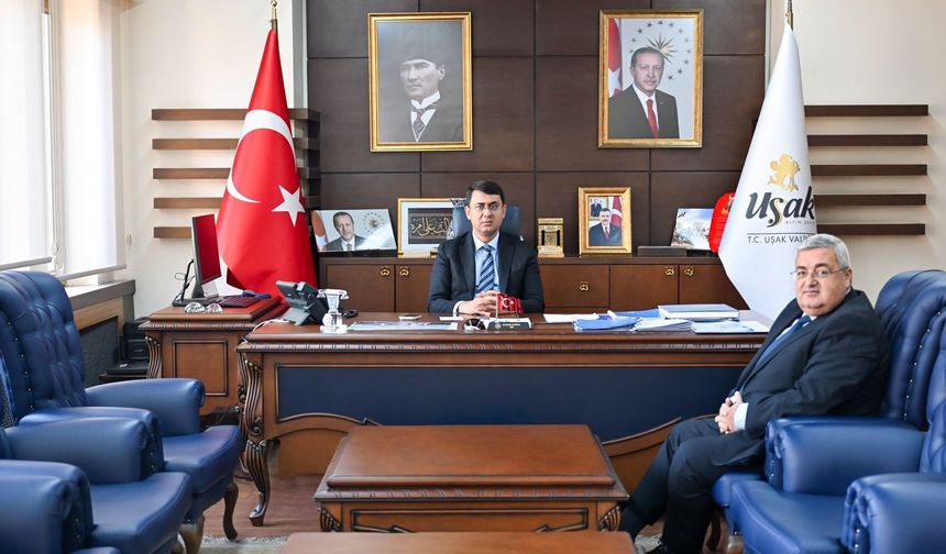 Görev süresi sona eren Uşak İl Müdürü'nden Vali Kartal'a ziyaret