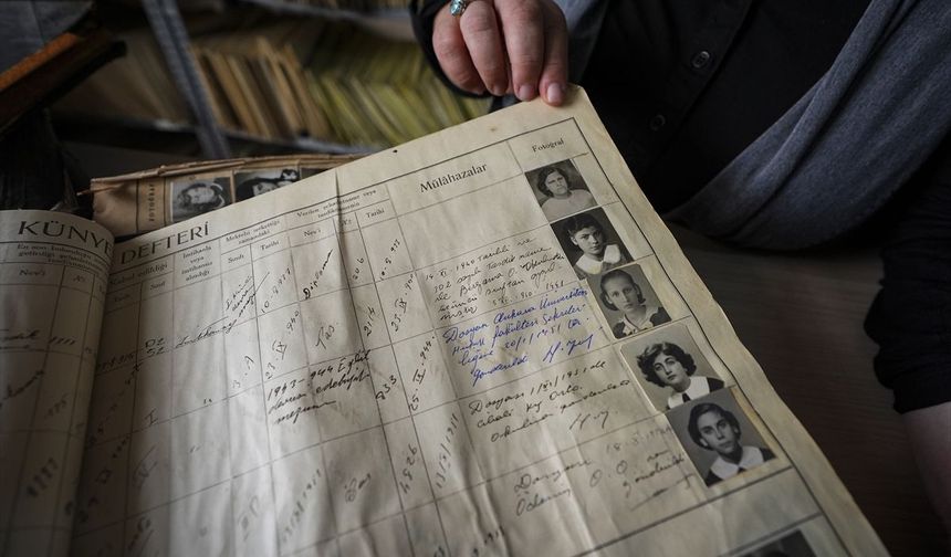 Sezen Aksu, Pakize Suda ve Nemin Abadan Unat gibi isimlerin gittiği okul: İzmir Kız Lisesi
