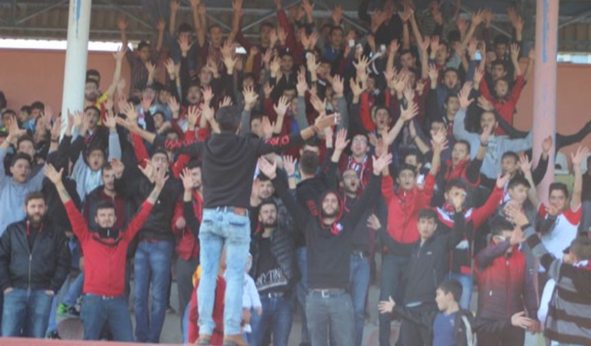 UTAŞ UŞAKSPOR OLAYLI MAÇI KAZANDI