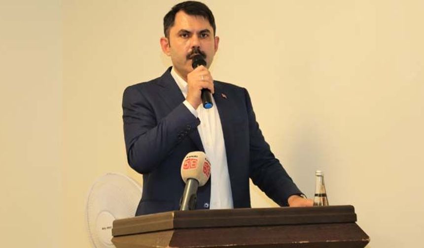 AK Partili Bakan Kurum, CHP Uşak Milletvekili ve CHP'li Başkanı eli boş göndermedi