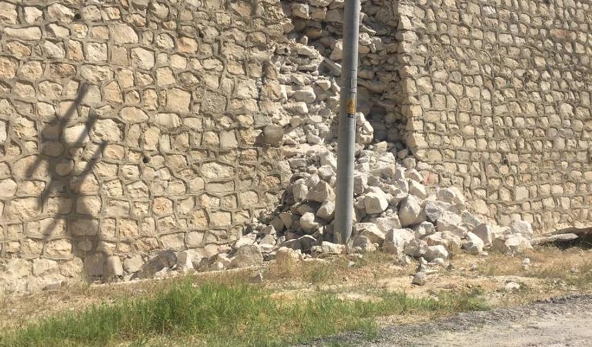 Uşak Çevre yolunda büyük tehlike: Göçükler meydana geldi