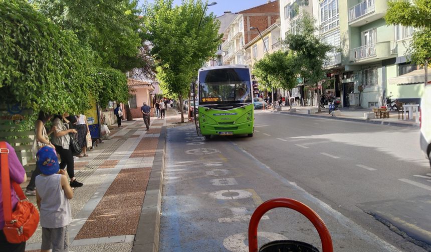 Uşak'ta şehiriçi ulaşım sistemi tekrar kartlıya dönüyor