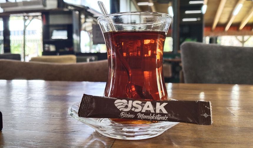 Uşak'taki 1 TL'ye çay için söylediği o sözler hala kulaklarda çınlıyor!