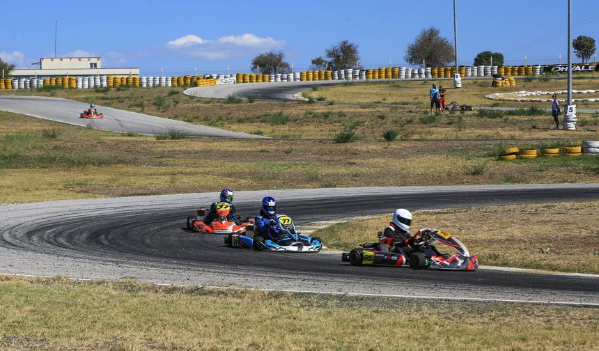 BOM'un Karting Takımı, Uşak'ta da piste çıkıp mücadele edecek!