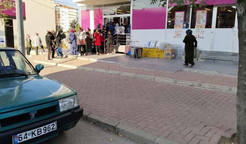 Uşak'taki market zinciri Ege Şok, Batı Kent, Dikilitaş, Depo Yolu, Dadaş ve Huzur Kent şubelerini kapattı