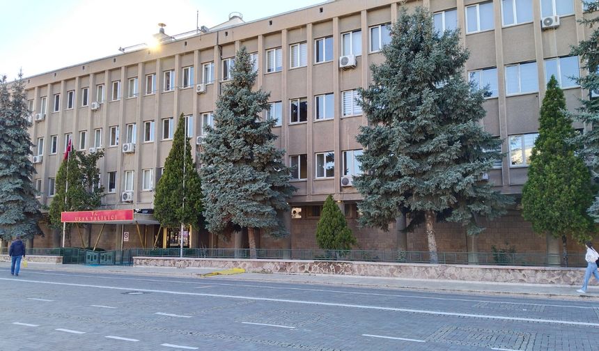 Uşak'ta İl Nüfus Müdürlüğü tatile denk gelen 21 ve 22 Haziran 2025'te açık olacak!