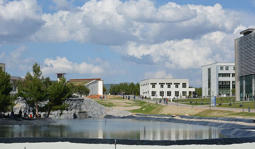 Uşak Üniversitesi öğrencileri memnuniyette 2'inci sıra