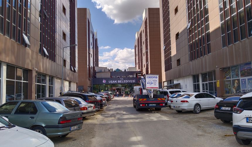 Uşak'ta sorunları çözecek birimde sürekli müdür değişimi