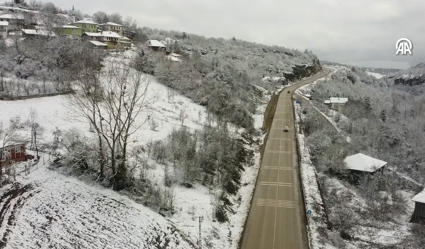 Kar, Marmara ve Karadeniz'i beyaz örtü gibi kapladı