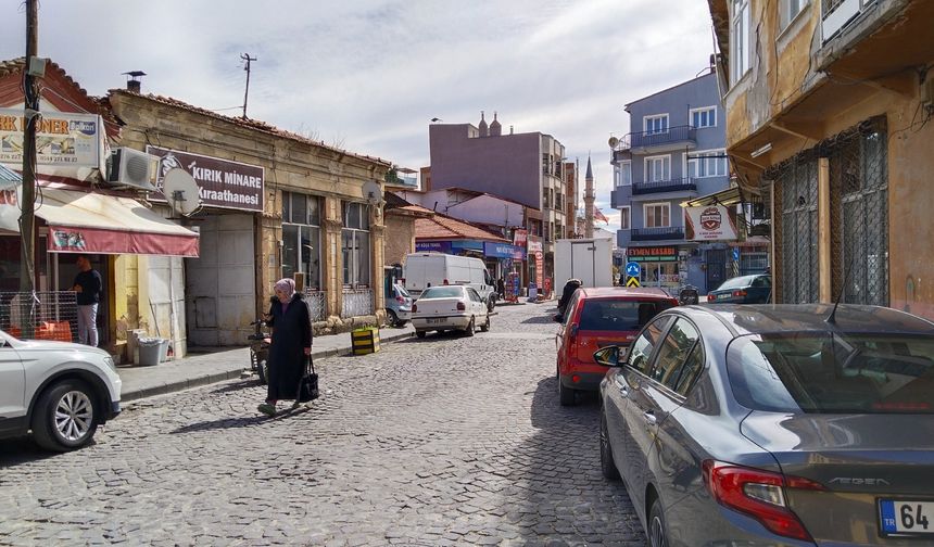 Uşak gibi küçük illerde otomobil yerine yürümeyi tercih edin!