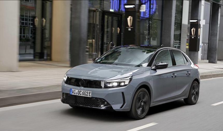 Uşak, Afyon ve Denizli'de sıfır kilometre satılan Opel'in modellerine Nisan 2025'e özel sıfır faizli kredi