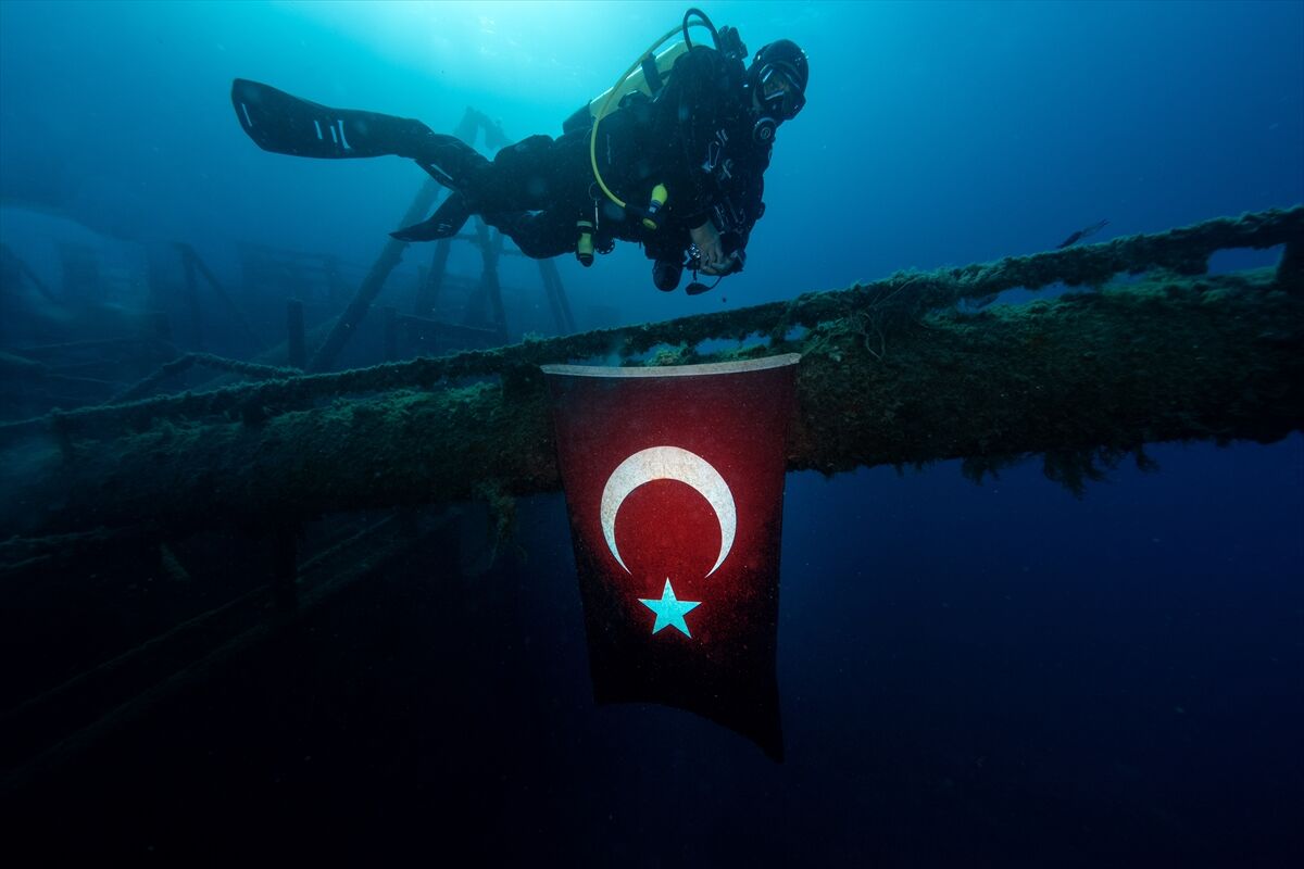 Çeşme'nin su altı değerleri! İşte eşsiz fotoğraflar!