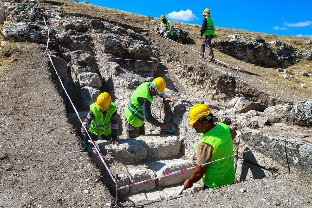 A A 20251123 39781287 39781279 B L A U N D O S U N 2 B I N Y I L L I K S T A D Y U M U G U N Y U Z U N E C I K A R I L I Y O R