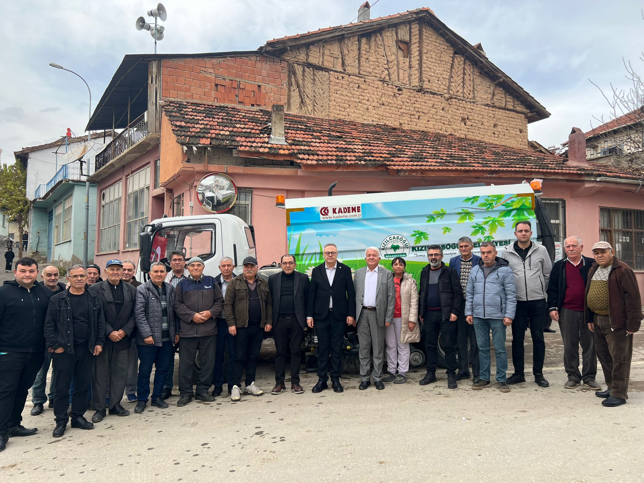 594456972 25463231576604897 1275270944109628645 N