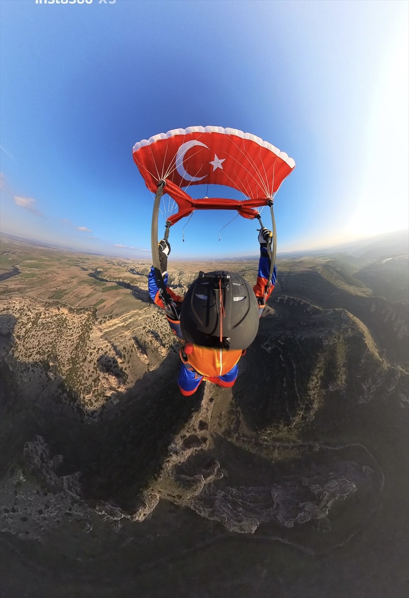 A A 20251217 40004824 40004821 U S A K T A S E R B E S T P A R A S U T P I L O T U U L U B E Y K A N Y O N U N A A T L A D I