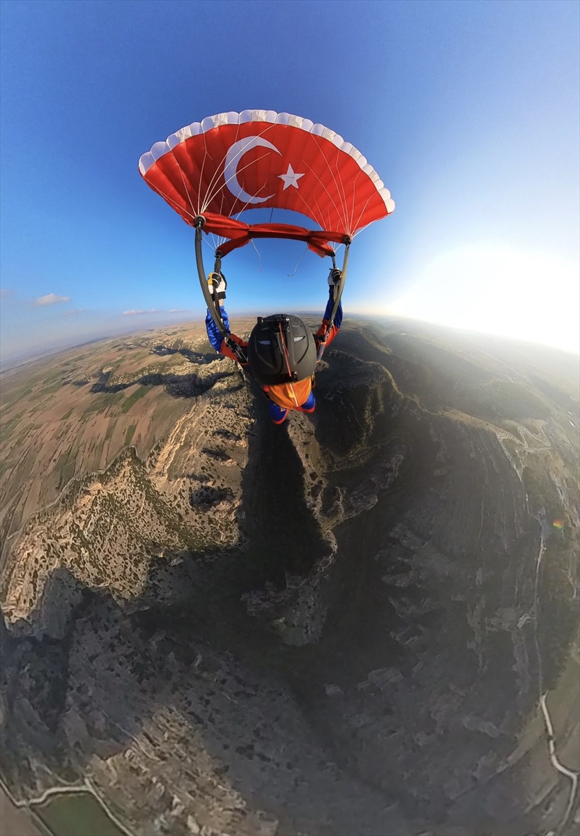 A A 20251217 40004824 40004823 U S A K T A S E R B E S T P A R A S U T P I L O T U U L U B E Y K A N Y O N U N A A T L A D I