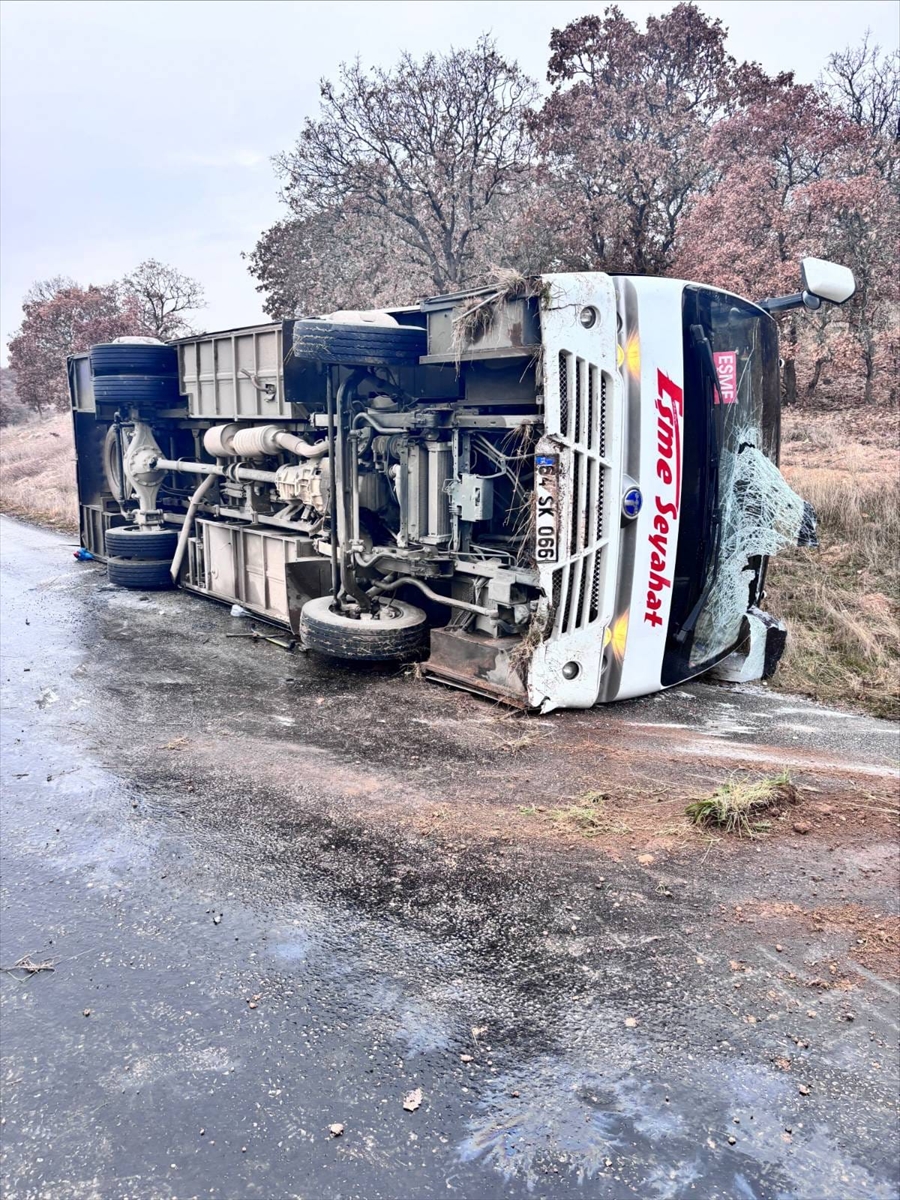 A A 20251222 40046227 40046226 U S A K T A D E V R I L E N M I D I B U S T E K I 5 Y O L C U Y A R A L A N D I