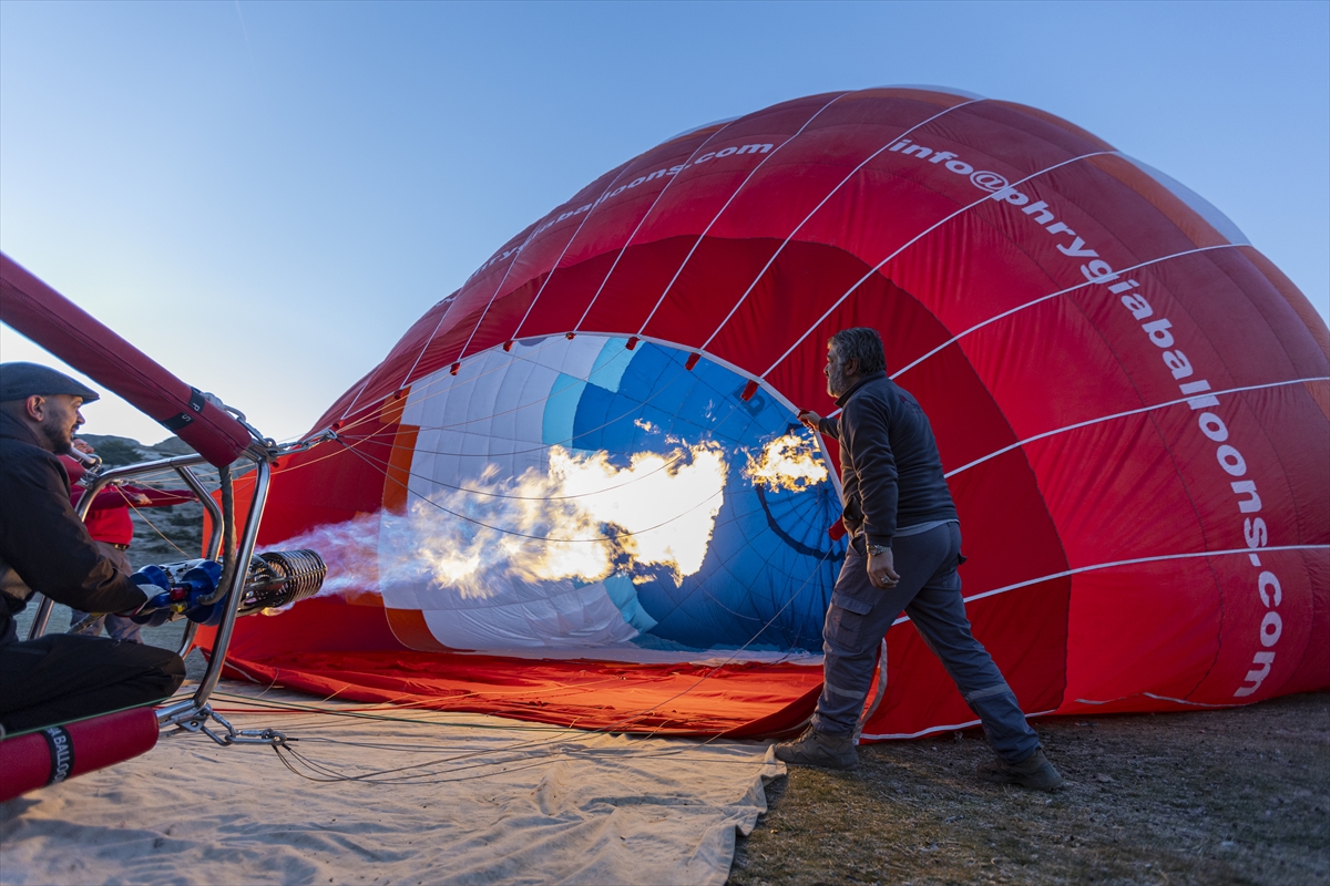 A A 20260105 40161681 40161680 A F Y O N K A R A H I S A R I N T A R I H I I L C E S I I H S A N I Y E D E H E D E F T U R I S T S A Y I S I N I A R T I R M A K