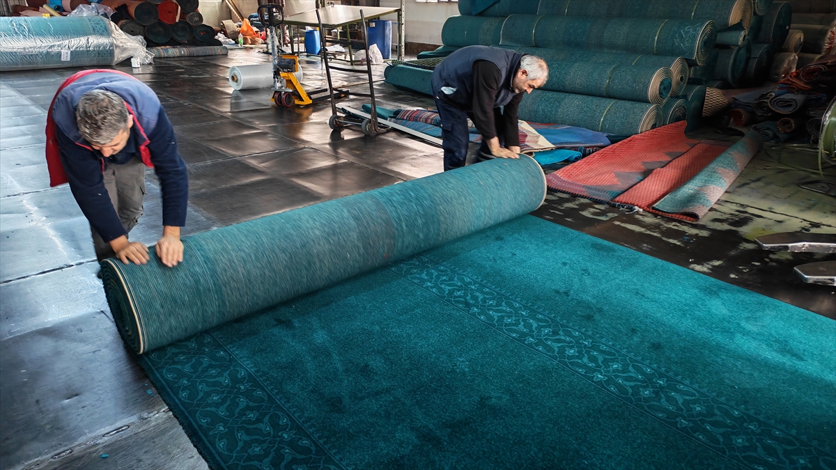 A A 20260130 40407166 40407165 J A P O N Y A D A K I T U R K N I S A N E S I T O K Y O C A M I S I N I N Y E N I H A L I L A R I D E M I R C I D E D O K U N D U