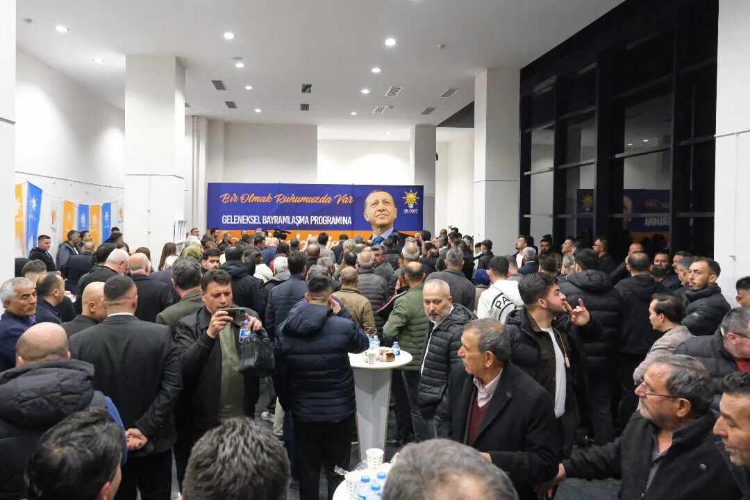 652826384 18578415862006744 7887663957395426191 N