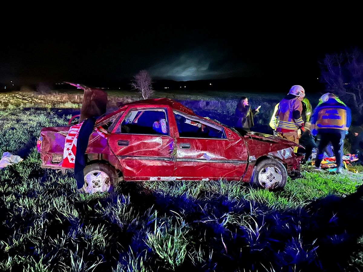 A A 20260319 40877285 40877284 M A N I S A D A D E V R I L E N O T O M O B I L D E K I 1 K I S I O L D U 3 K I S I Y A R A L A N D I