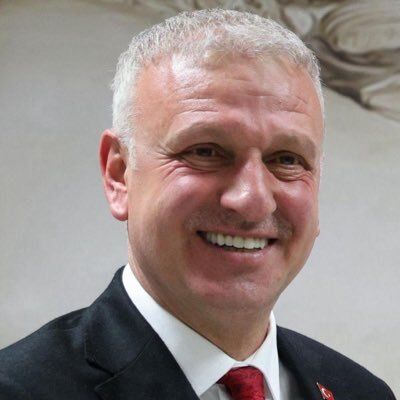 U Lj A El Ju 400X400