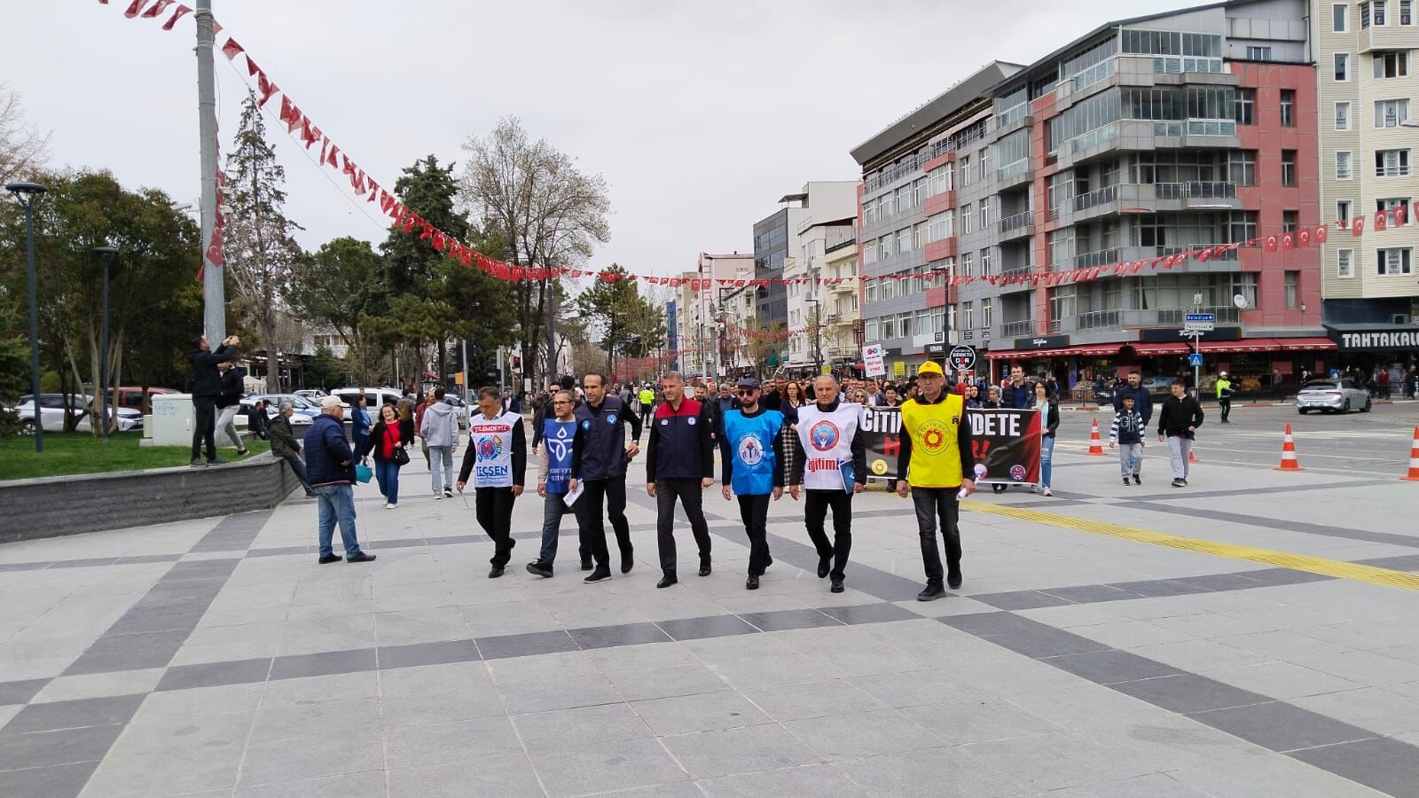 66742Ab5 2E9A 4081 9C64 4085A7C02889