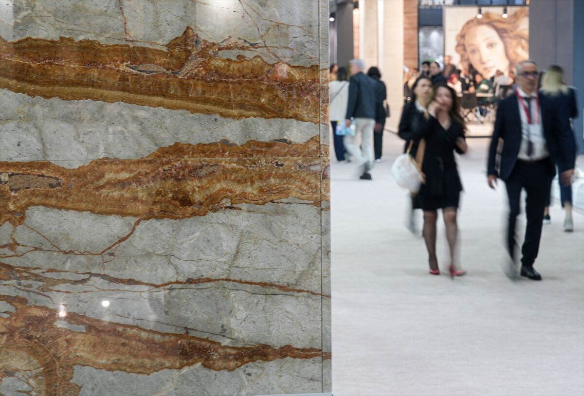 A A 20260415 41109552 41109549 M A D E N I H R A C A T I Y I L I N I L K C E Y R E G I N D E 15 M I L Y A R D O L A R I A S T I