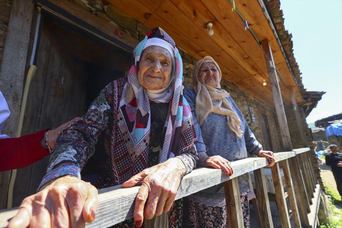 A A 20260418 41140412 41140408 G O C L E B O S A L A N H A Y A L E T K O Y L U B B E Y T U R I Z M L E A Y A G A K A L K A C A K