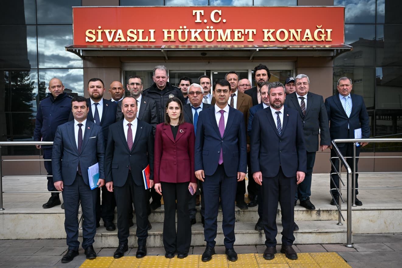 Uşak Valisi Serdar Kartal (5)